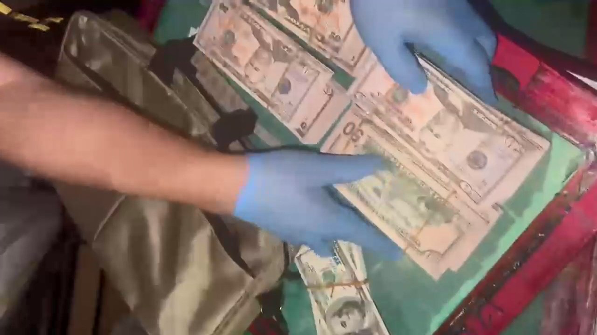 Kiralık evi resmen darphaneye çevirmişler! Fatih'te milyonlarca euro ve dolar ele geçirildi