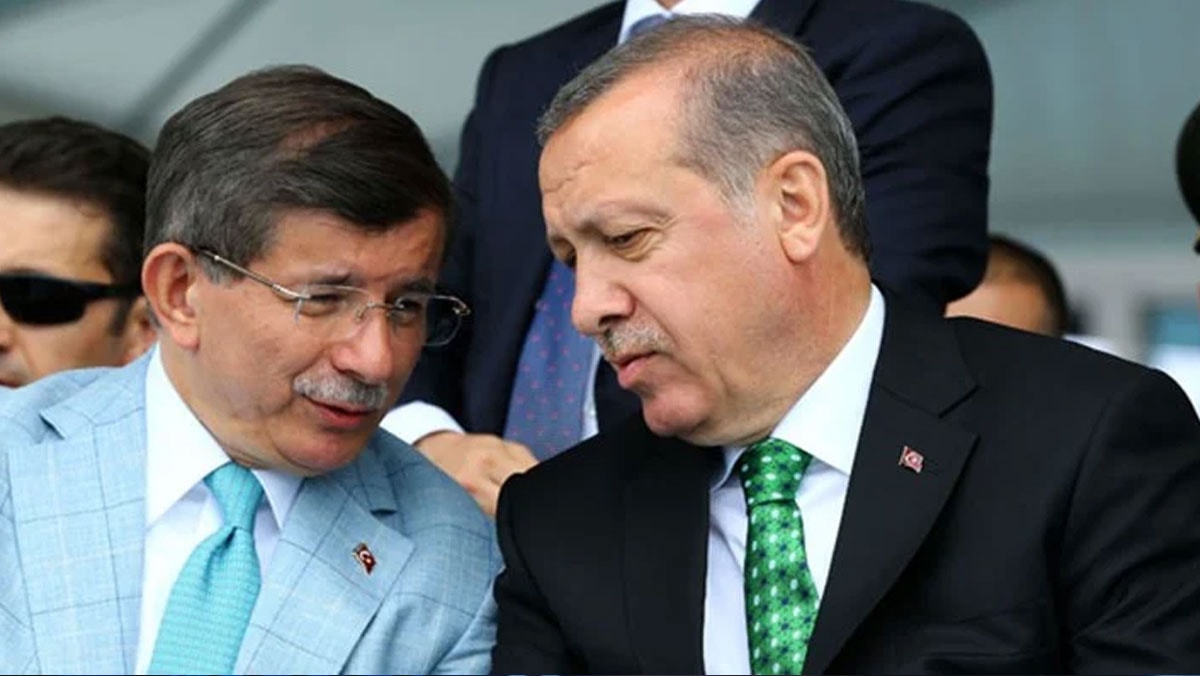 "Cumhurbaşkanına hakaret"ten suçlanan Davutoğlu, Erdoğan'ı nikaha davet etti