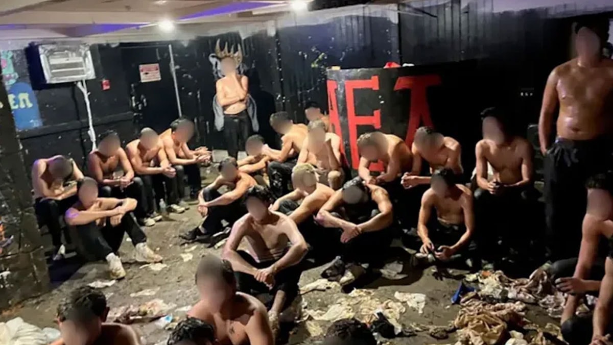 30 öğrenci zindandan çıkarıldı! Polis üniversite öğrencilerinin sapkın ritüelini zar zor durdurdu