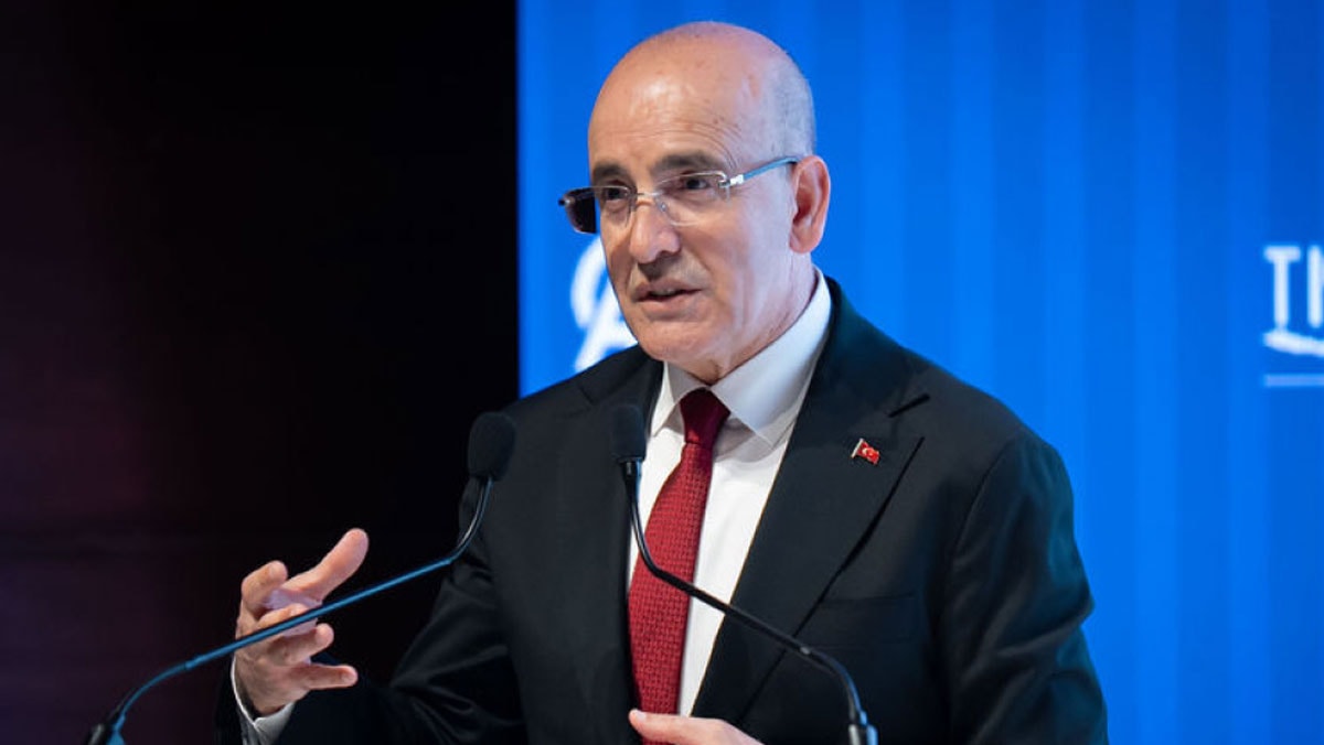 Mehmet Şimşek'ten fon krizi açıklaması: Yapısal risk yok!