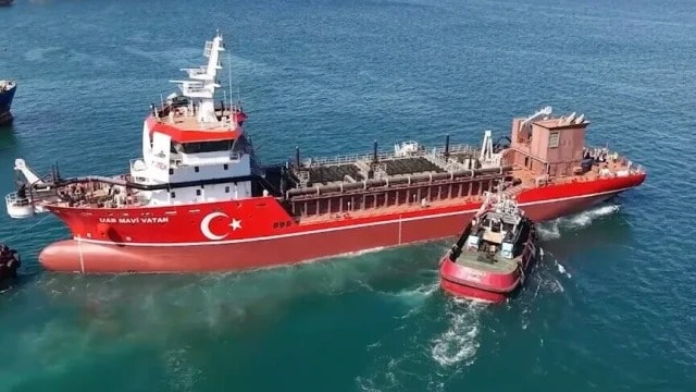 Türkiye'nin ilk yerli ve milli tarama gemisi suya indi
